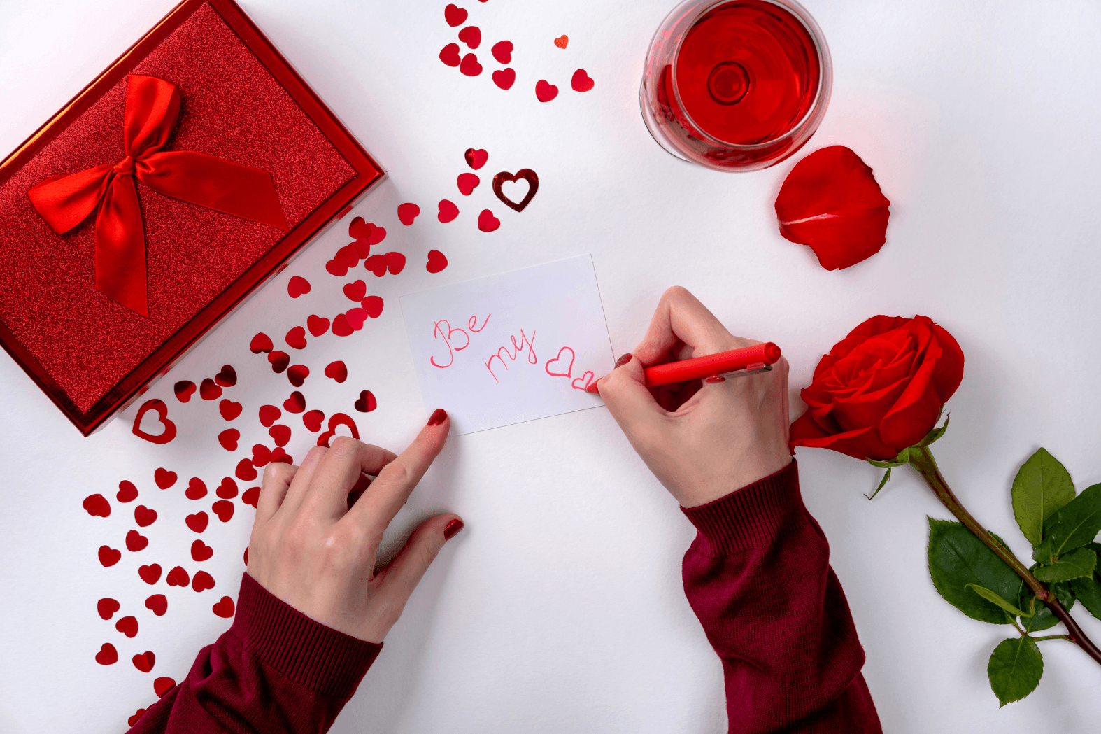 11 frases românticas de Dia dos Namorados para derreter corações! ❤️‍🔥 - Minimal Club