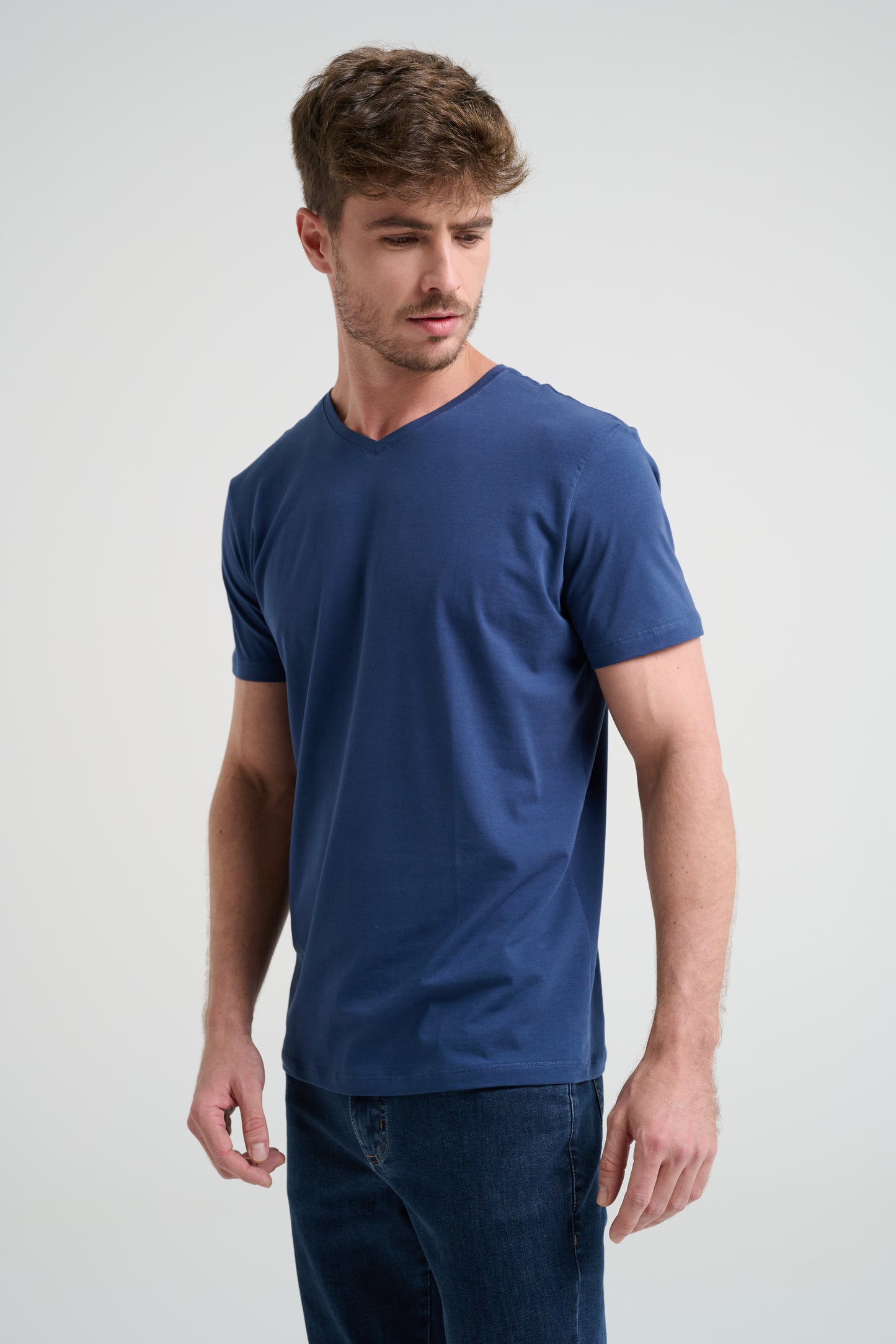 Compre 3 Camisetas Minimal e Ganhe + 1